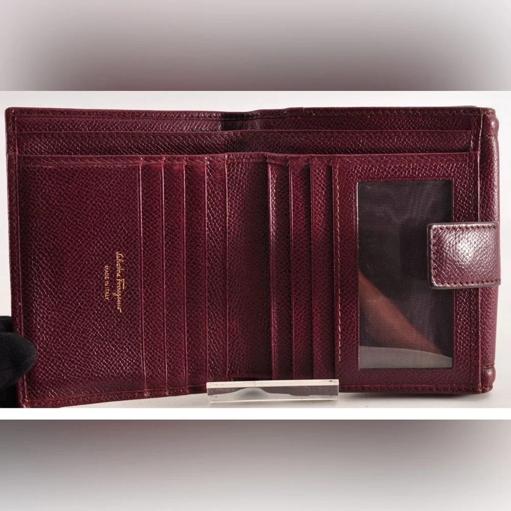 Salvatore Ferragamo Vara Ribbon Bi-Fold Wallet Leather Wine Red Auth EUC - Picture 7 of 16